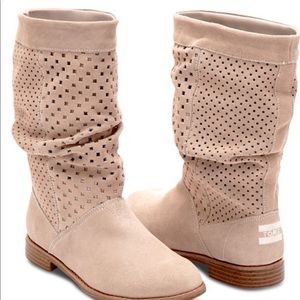 TOM’s Serra Perforated Boot - Size 7
